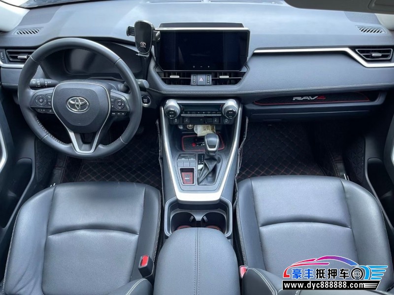 23年丰田RAV4轿车抵押车出售