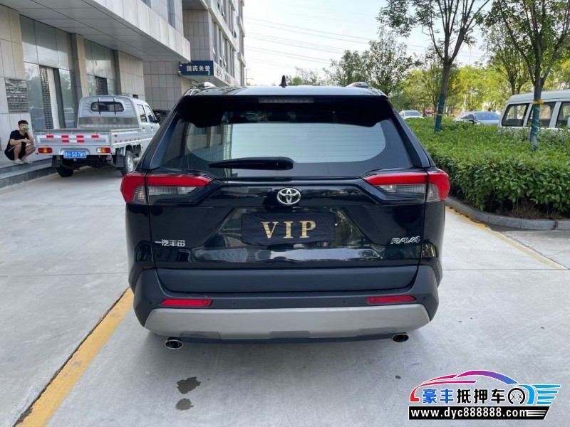 23年丰田RAV4轿车抵押车出售