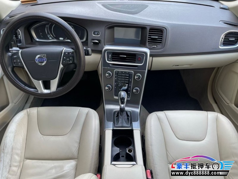 14年沃尔沃S60L轿车抵押车出售