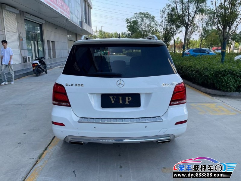 15年奔驰GLK轿车抵押车出售