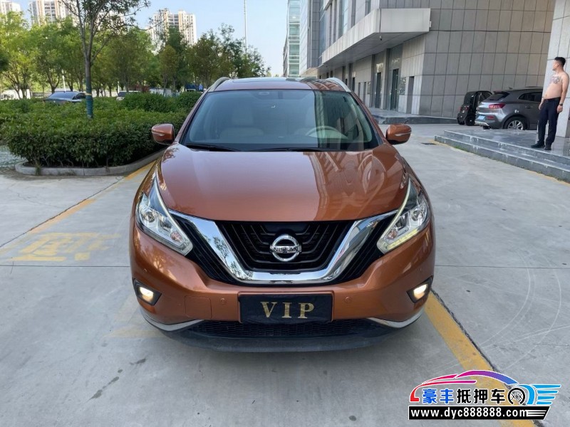 抵押车出售18年日产楼兰轿车