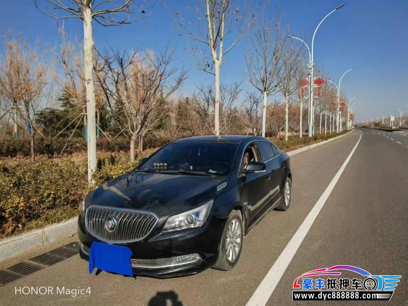 15年别克君越轿车抵押车出售