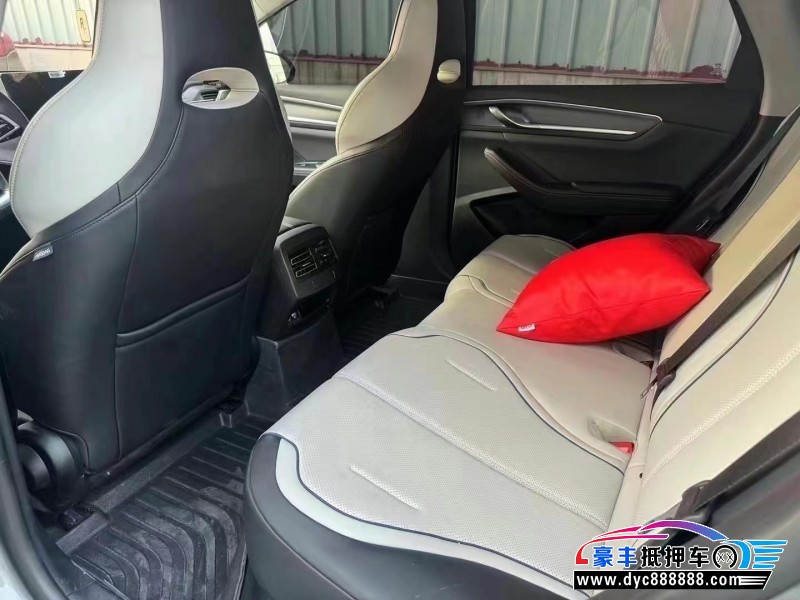 24年比亚迪驱逐舰轿车抵押车出售