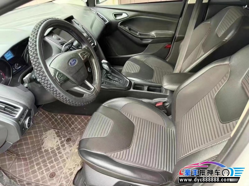 20年福特福克斯轿车抵押车出售