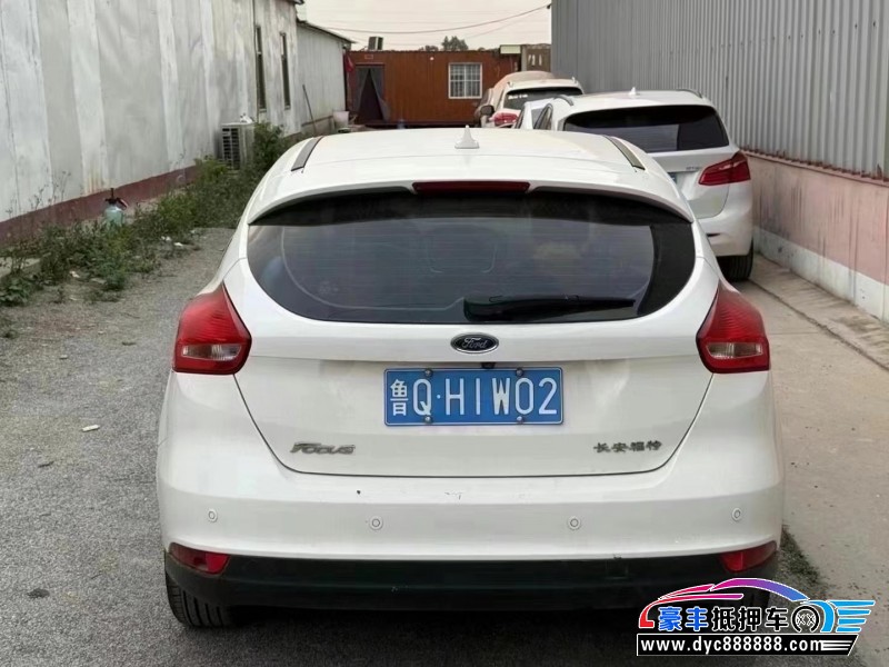 20年福特福克斯轿车抵押车出售