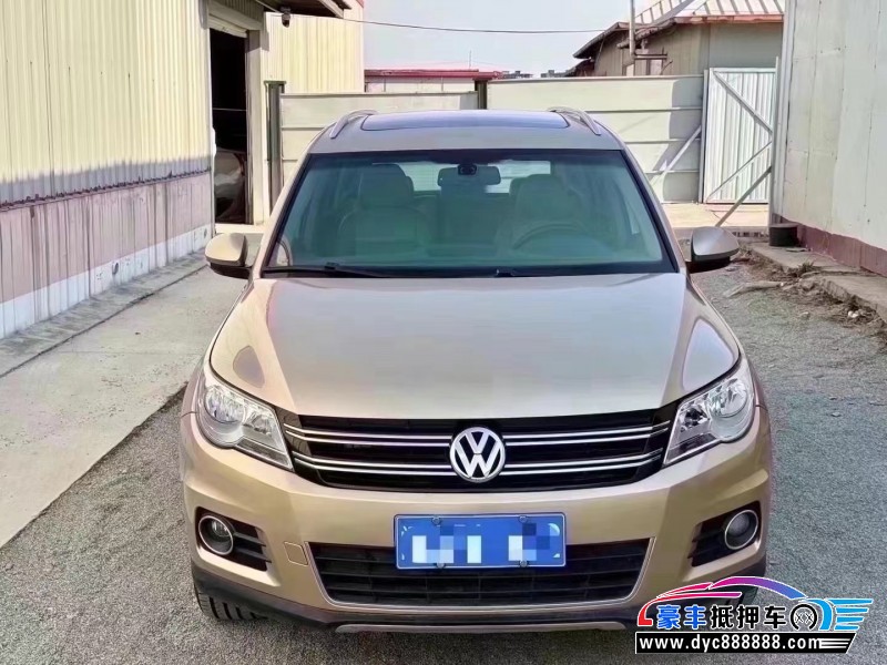 12年大众途观轿车抵押车出售