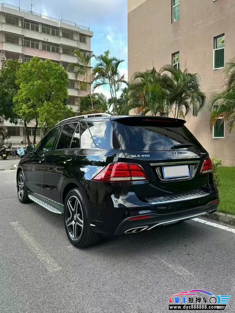 17年奔驰GLE轿车抵押车出售