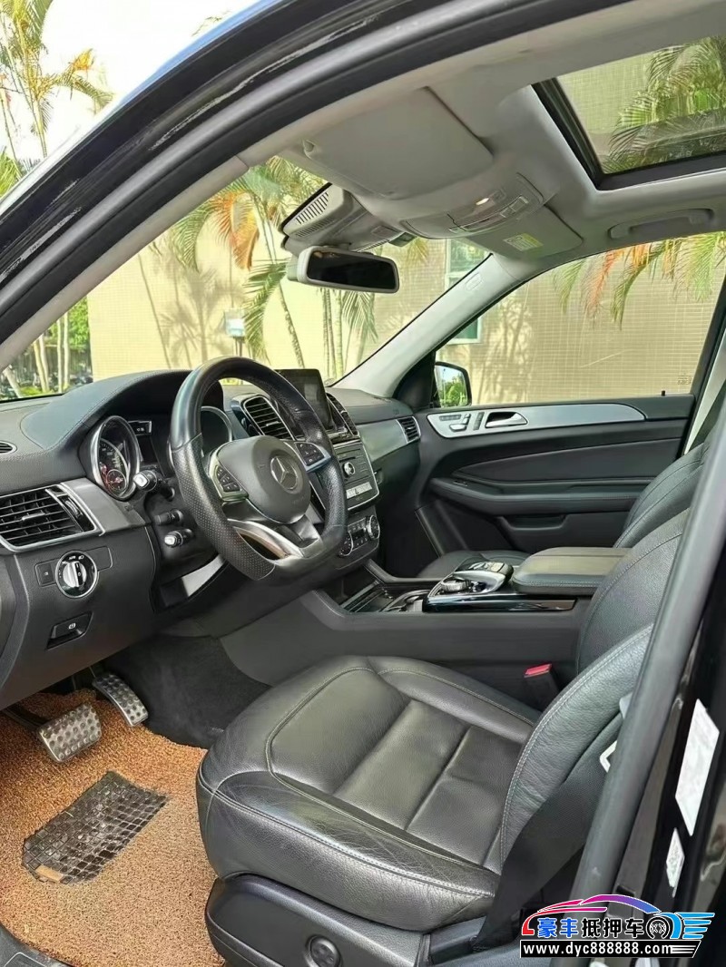 17年奔驰GLE轿车抵押车出售