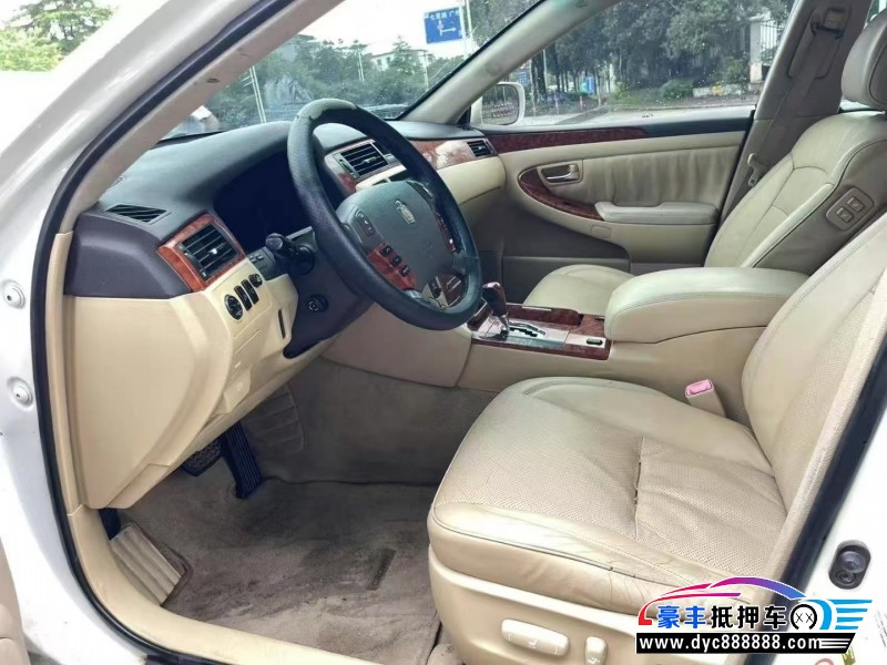 07年丰田皇冠轿车抵押车出售