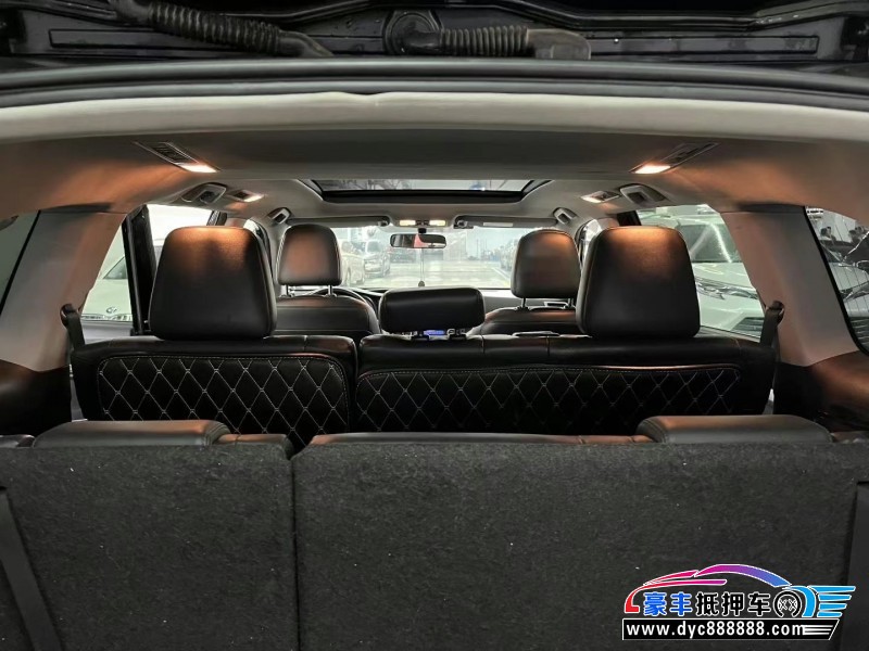 16年丰田汉兰达轿车抵押车出售