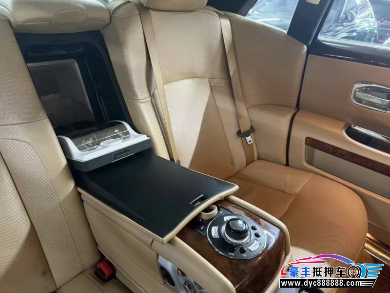 11年劳斯莱斯古斯特轿车抵押车出售