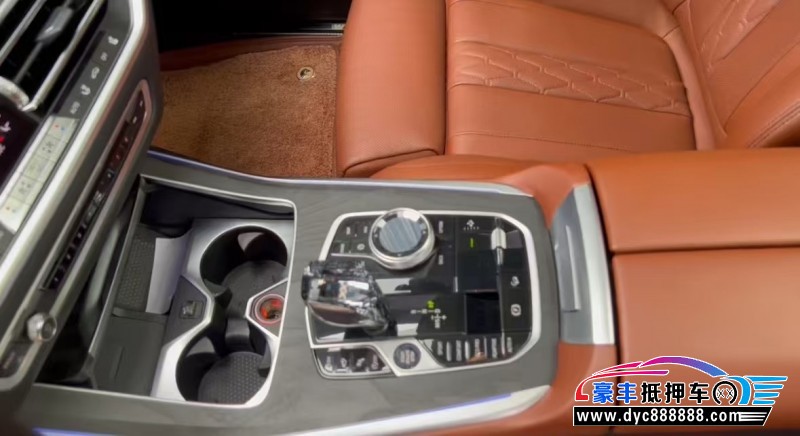 22年宝马X7轿车抵押车出售