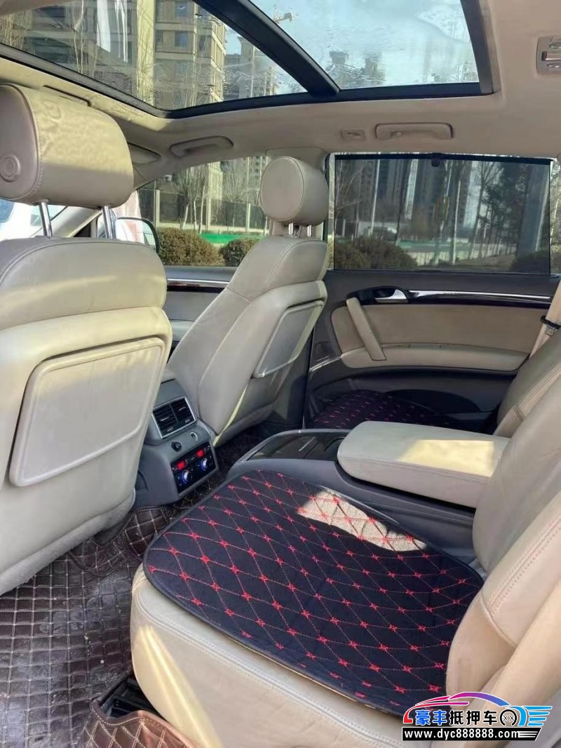 09年奥迪Q7轿车抵押车出售