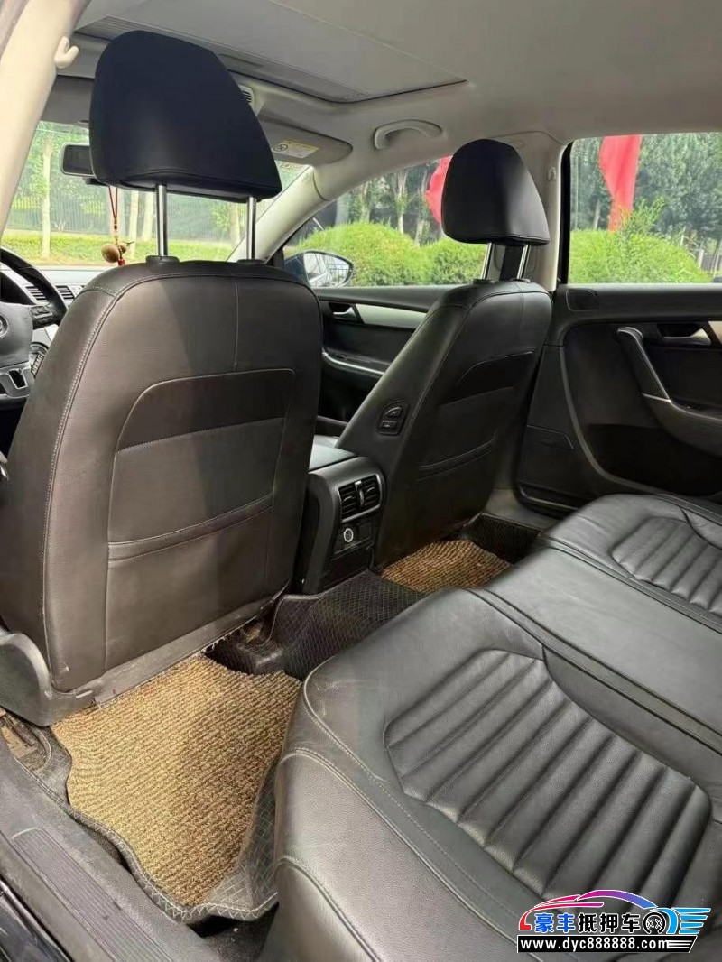 16年大众迈腾轿车抵押车出售