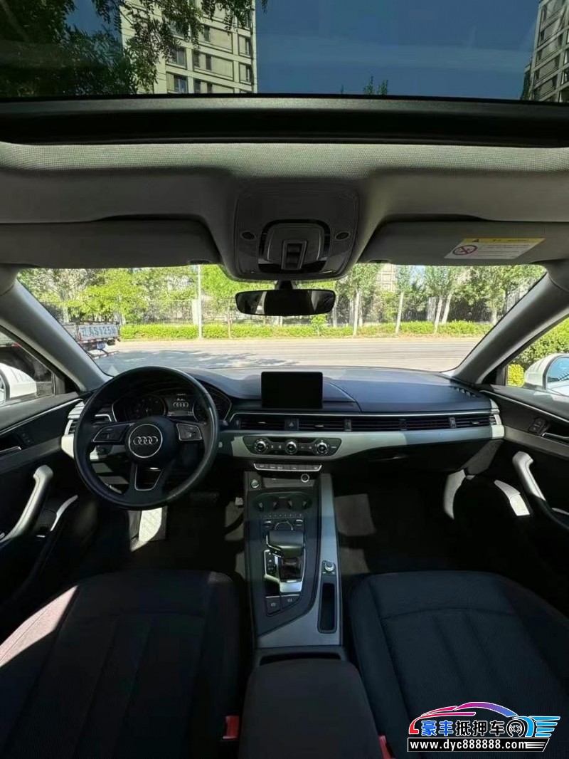 20年奥迪A4轿车抵押车出售