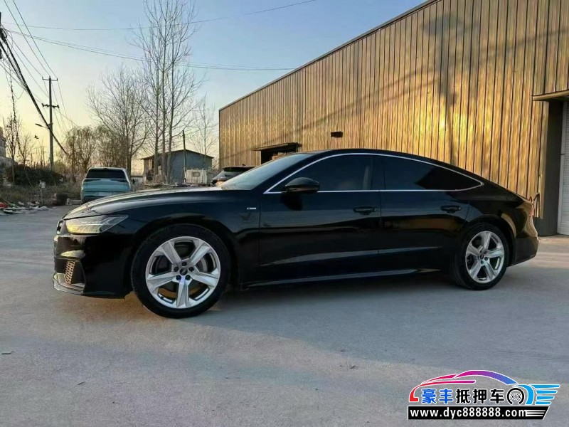 21年奥迪A7轿车抵押车出售