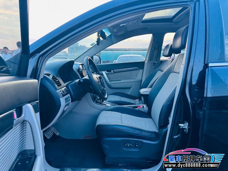 13年雪佛兰科帕奇轿车抵押车出售