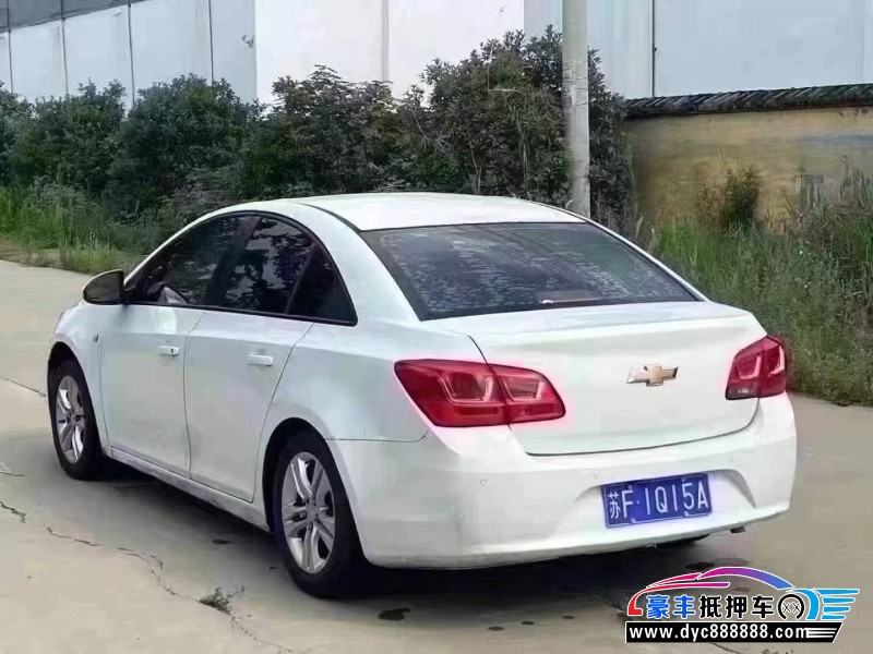 15年雪佛兰科鲁兹轿车抵押车出售