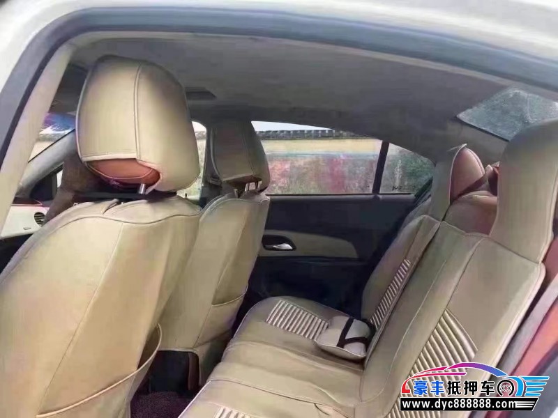 15年雪佛兰科鲁兹轿车抵押车出售