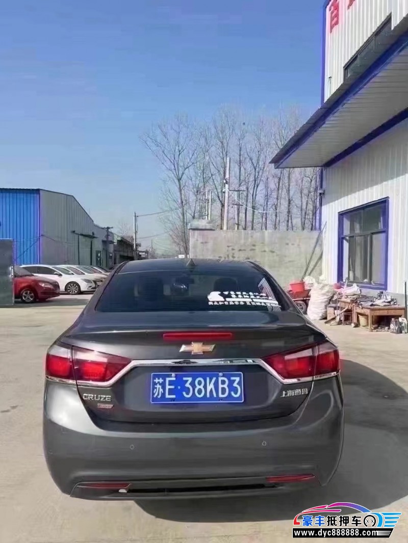 15年雪佛兰科鲁兹轿车抵押车出售