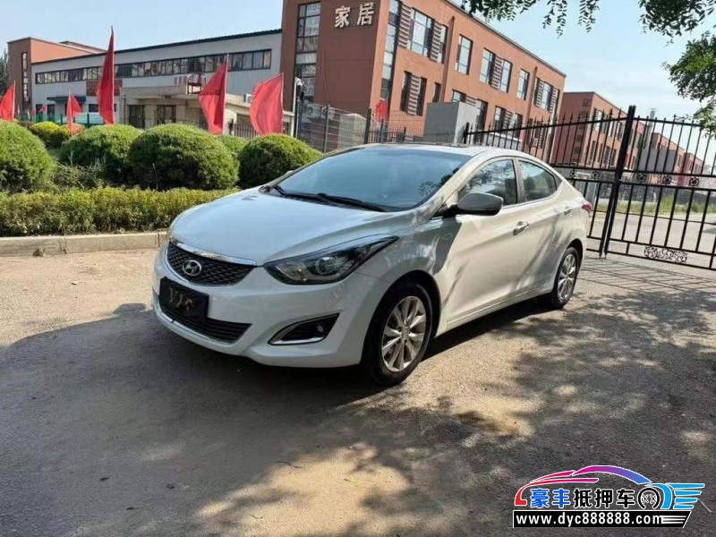 16年现代朗动轿车抵押车出售