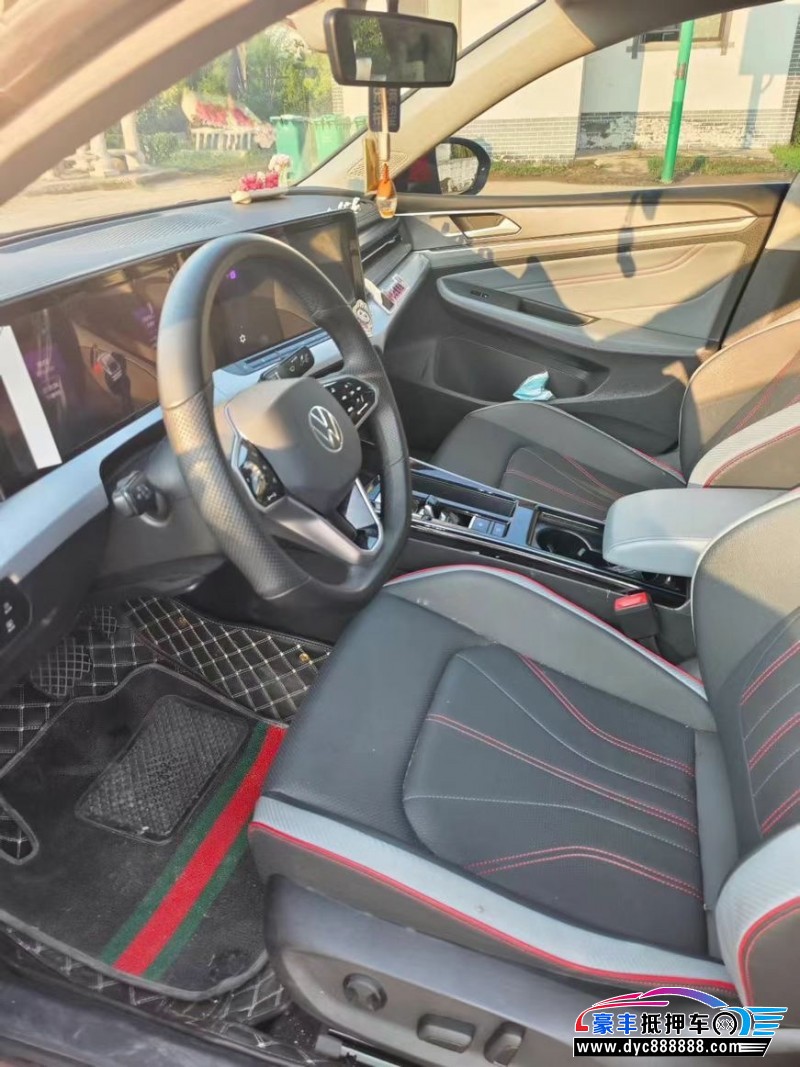 23年大众凌渡轿车抵押车出售