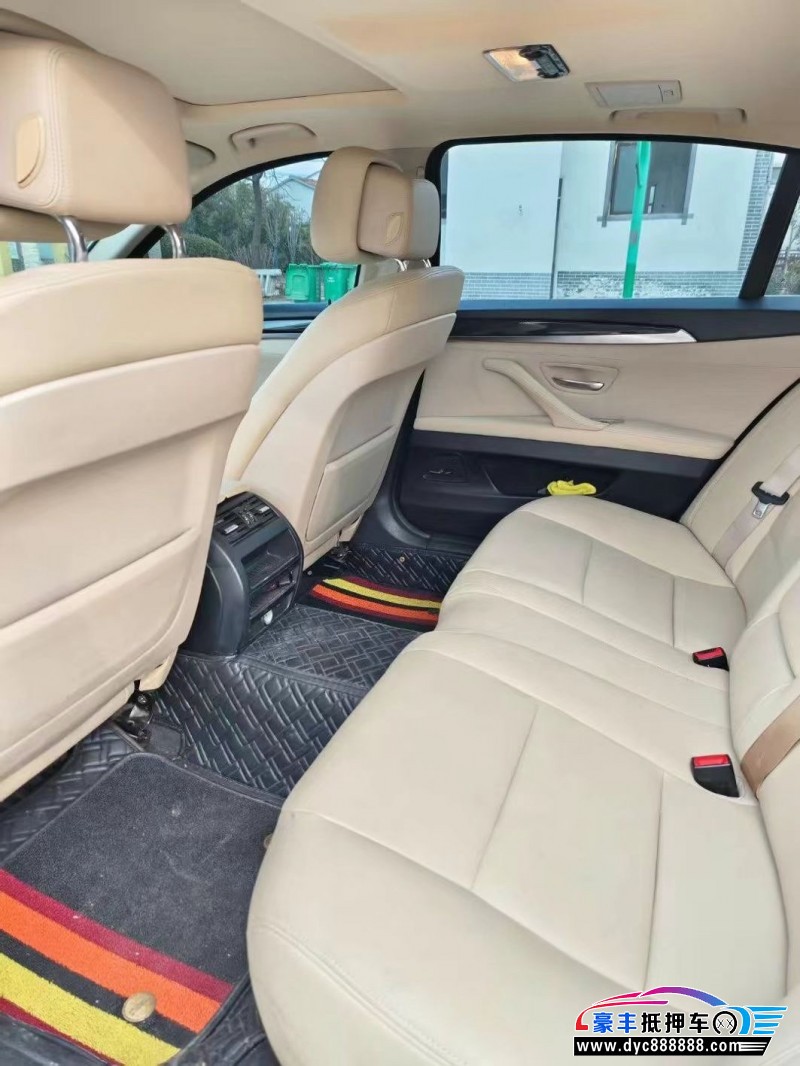 11年宝马5系轿车抵押车出售