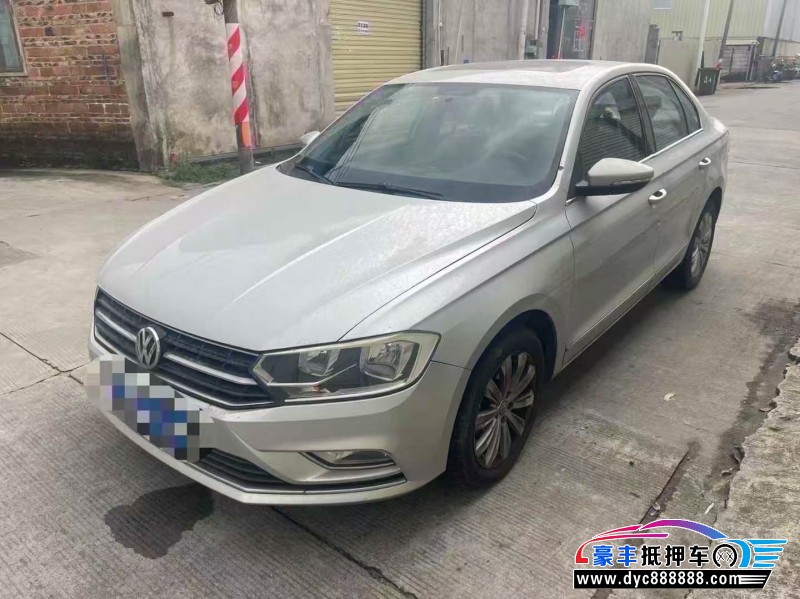 16年大众宝来轿车抵押车出售