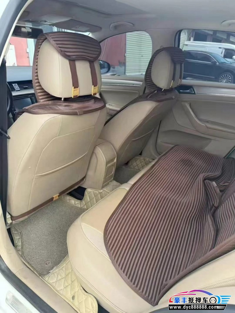 15年大众宝来轿车抵押车出售