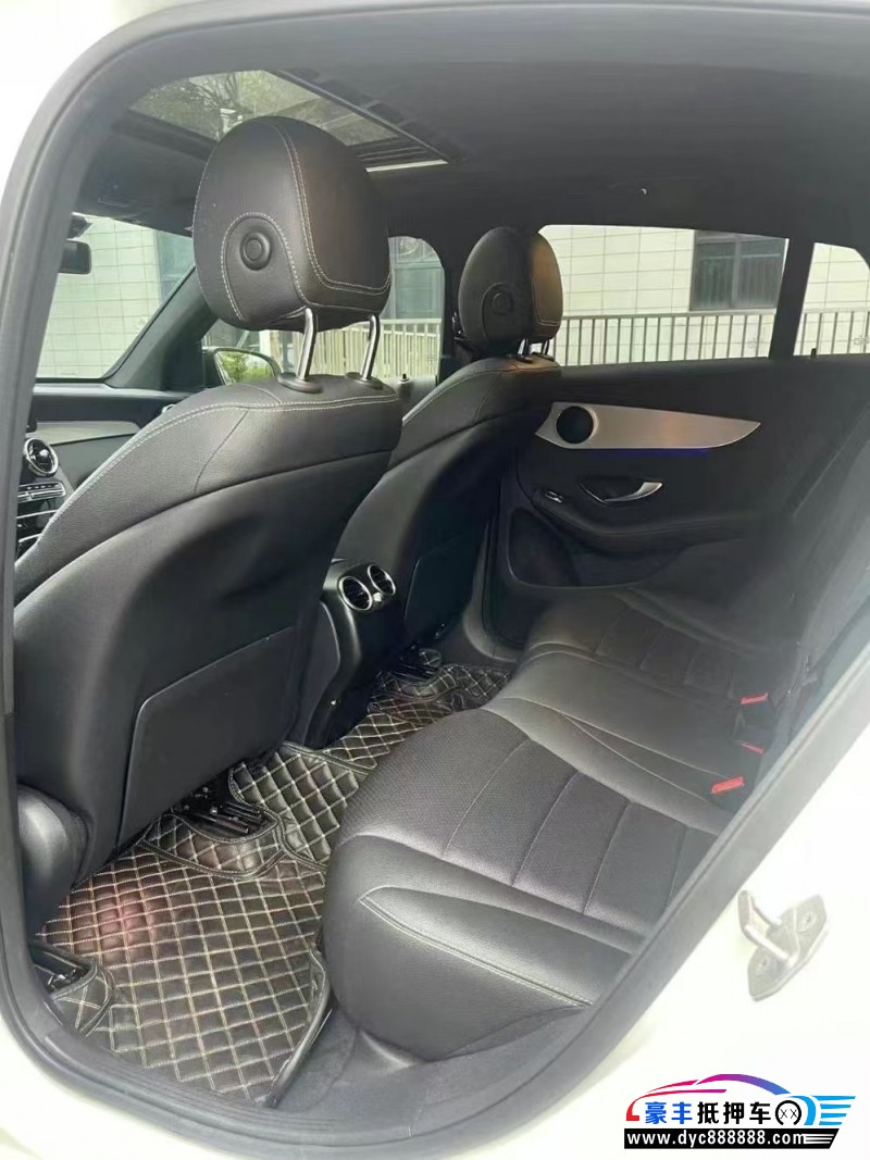 20年奔驰GLC轿车抵押车出售