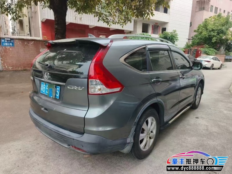 13年本田CR-V轿车抵押车出售