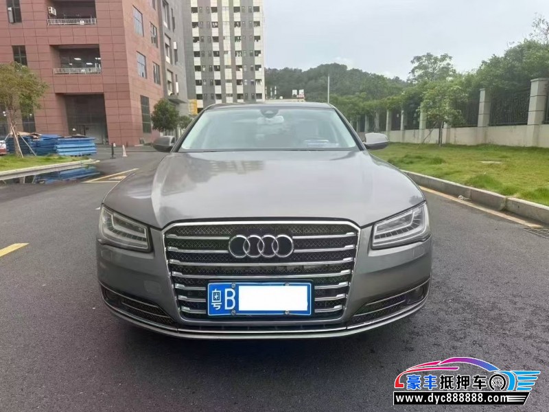 11年奥迪A8L轿车抵押车出售