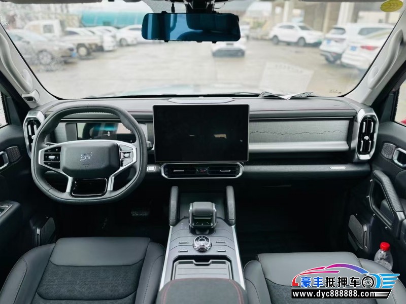 25年捷途旅行者轿车抵押车出售