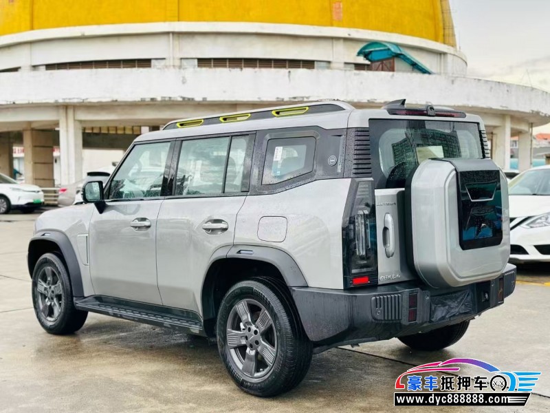 25年捷途旅行者轿车抵押车出售