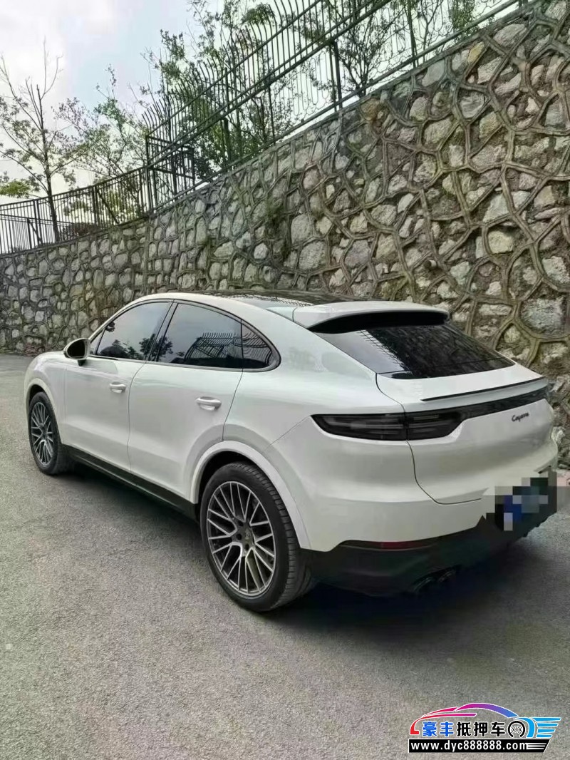 23年保时捷卡宴轿车抵押车出售