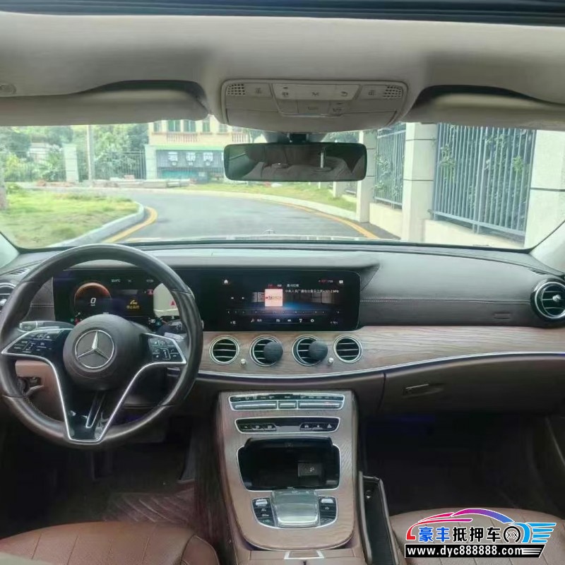 21年奔驰E轿车抵押车出售