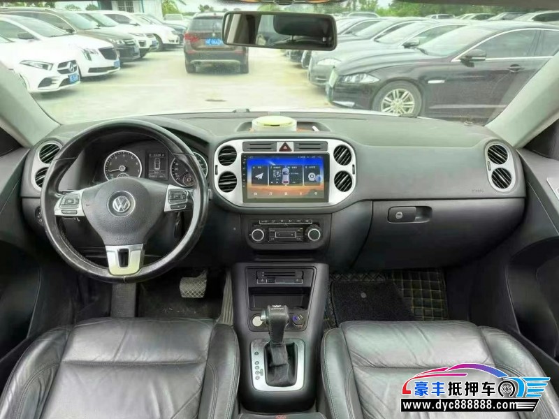 11年大众途观轿车抵押车出售