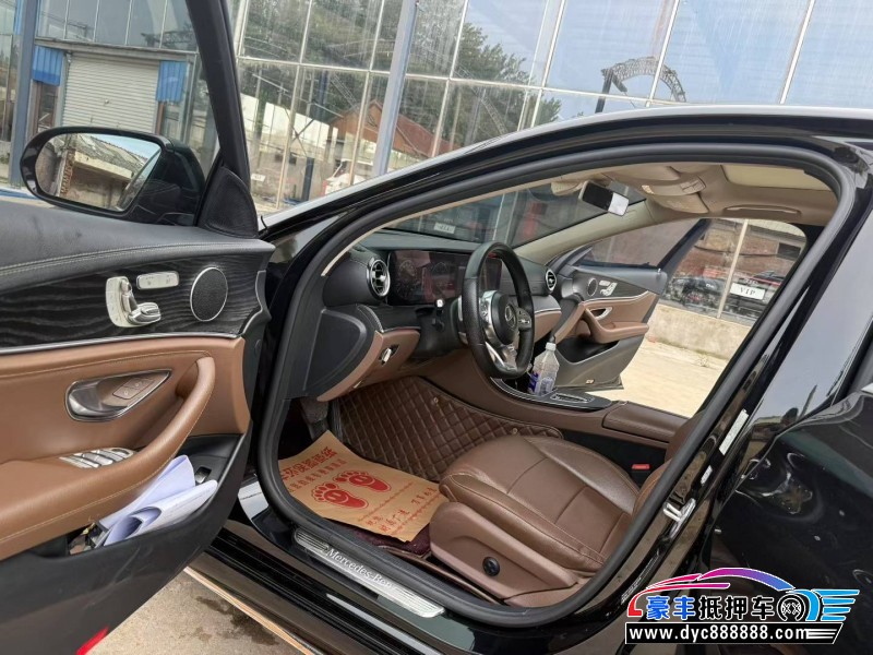 18年奔驰E轿车抵押车出售