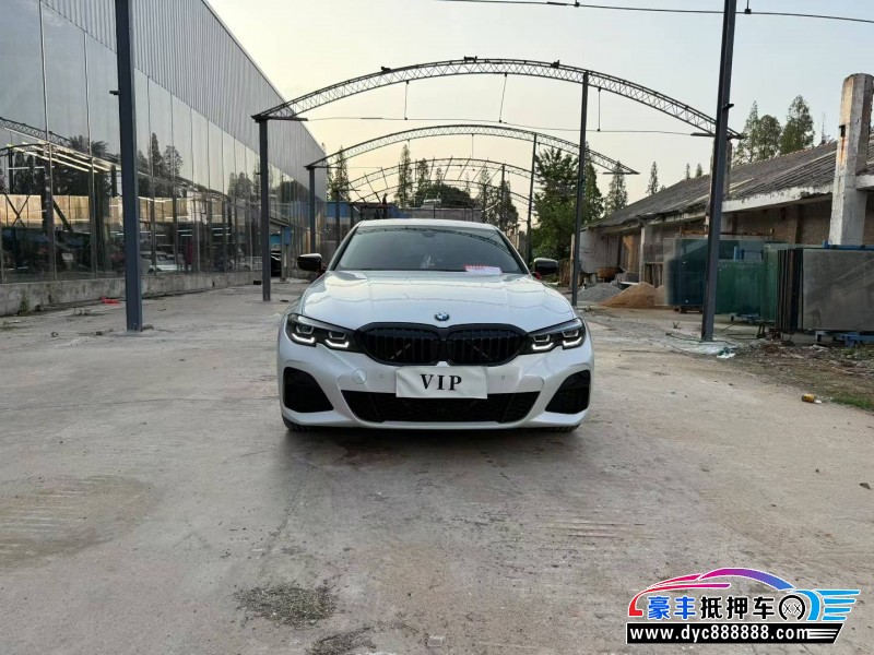 22年宝马3系轿车抵押车出售