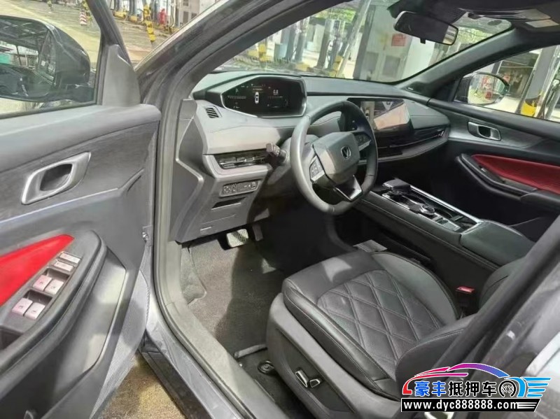 24年长安长安CS55轿车抵押车出售