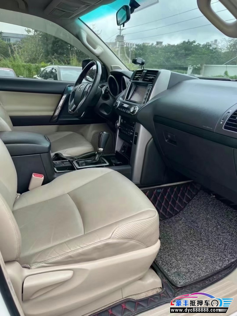 13年丰田普拉多（霸道）轿车抵押车出售