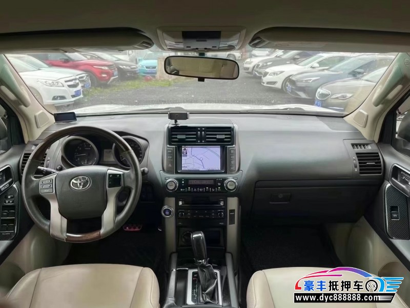 13年丰田普拉多（霸道）轿车抵押车出售