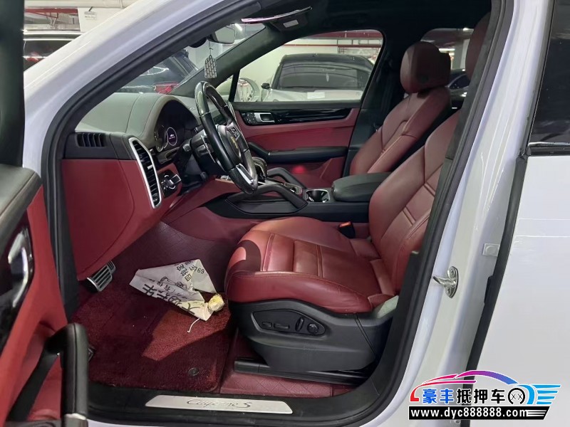 23年保时捷卡宴轿车抵押车出售