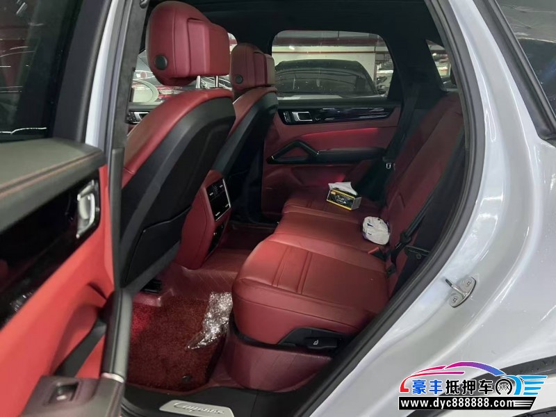 23年保时捷卡宴轿车抵押车出售