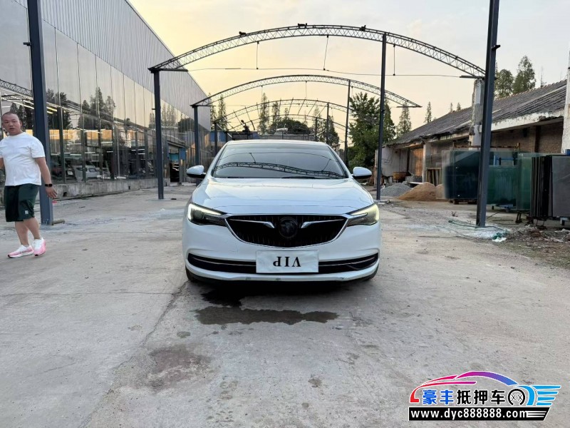 17年别克英朗轿车抵押车出售