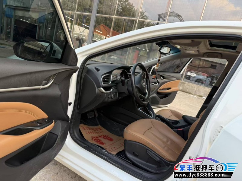 17年别克英朗轿车抵押车出售