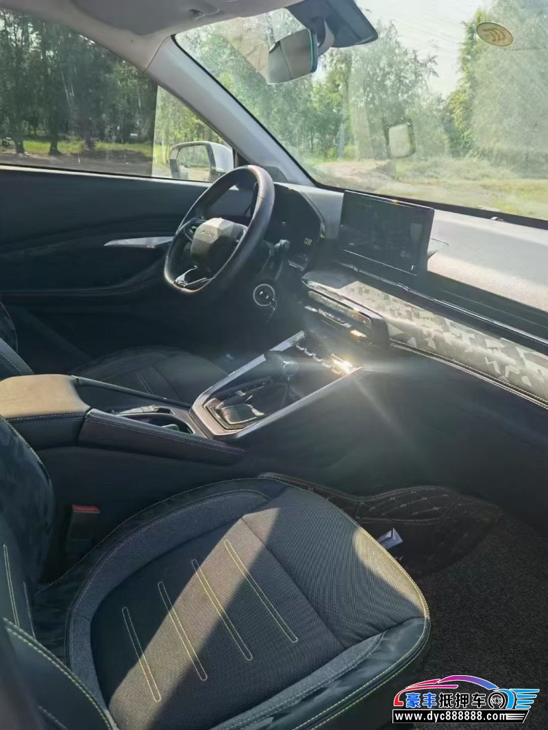 20年宝骏RS3轿车抵押车出售