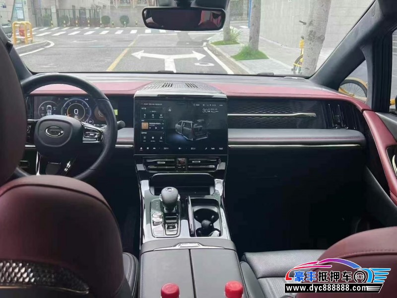 24年传祺M8轿车抵押车出售