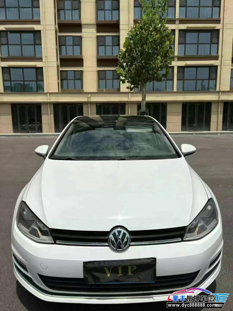 15年大众高尔夫轿车抵押车出售