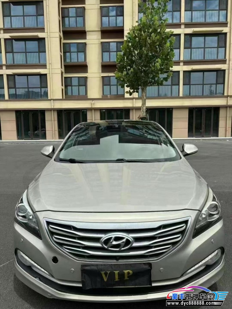 17年现代名图轿车抵押车出售